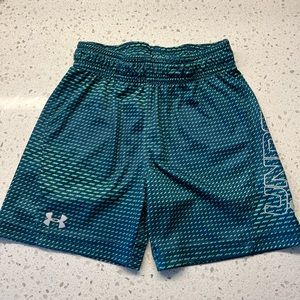 3t Under Armour Shorts